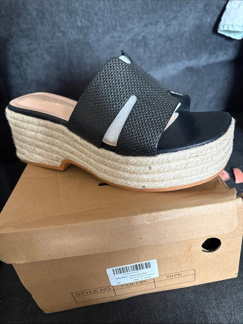 Qupid Black Woven Raffia Platform Slide